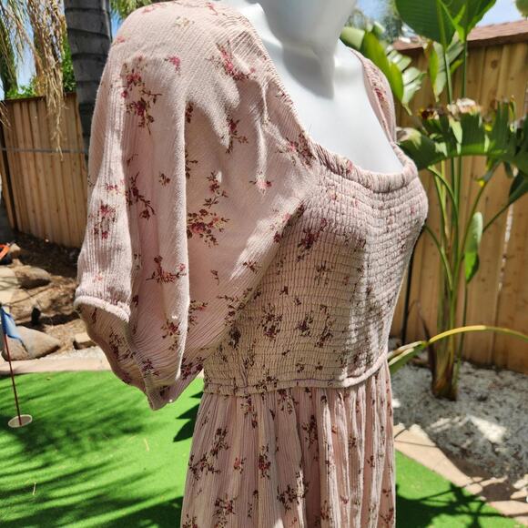 Beautiful mauve pink maxi - Picture 2 of 4